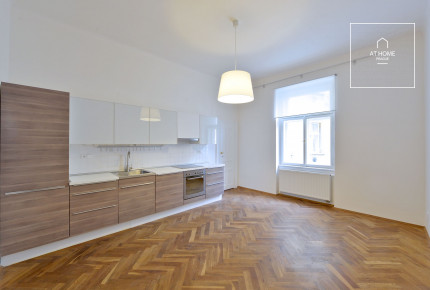 Beautiful, designed unfurnished 2-bedrooms apartment, newly reconstructed,  historical building, nám.Jiřího z Poděbrad, Praha 3