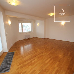 Partly furnished, 3-bedroom apartment in a newly built condominium, U Kříže, Jinonice