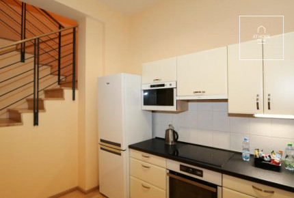 3 bedroom duplex with balcony, Belgická, Vinohrady