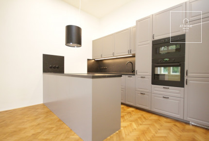 Charming 2-bedroom unfurnished apartment, Polská, Vinohrady