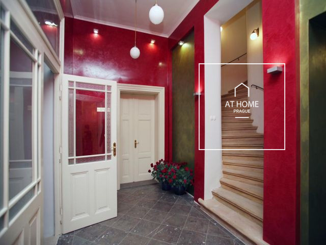 One bedroom apartment, Ostrovní, Nové Město