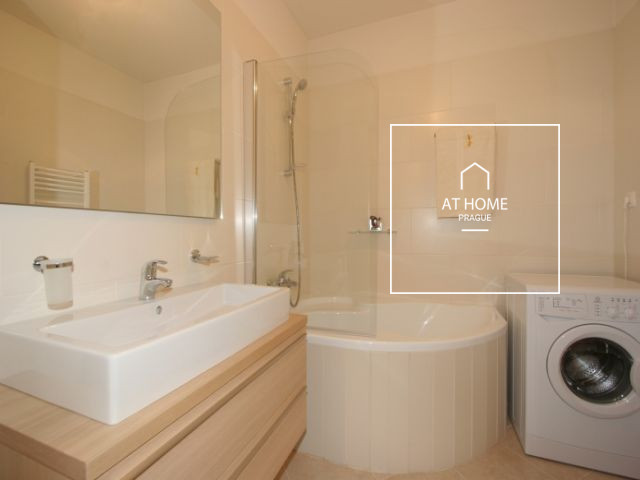 Charming fully furnished studio, Italská, Vinohrady