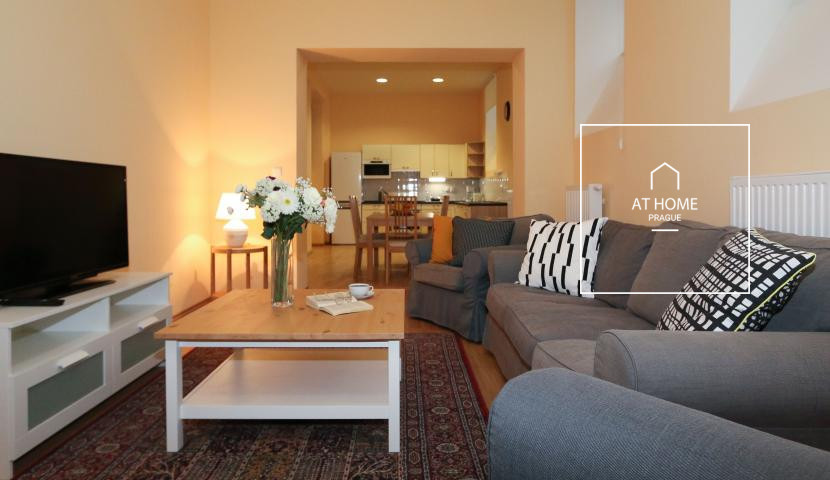 3 bedroom duplex with balcony, Belgická, Vinohrady