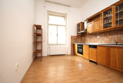 Nice, unfurnished 2+1 (two spacious rooms + kitchen), Šmilovského, Vinohrady