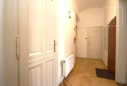 Nice, unfurnished 2+1 (two spacious rooms + kitchen), Šmilovského, Vinohrady