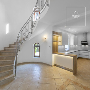 Sunny villa for rent Prague 6, Nebušice