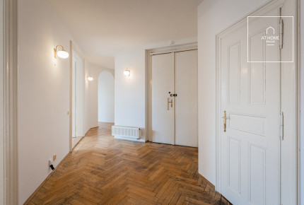 Martinská, 3-bedroom apartment, Staré Město