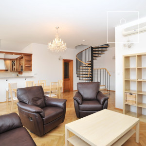 Fully furnished 3-bedroom duplex with 2 terraces and wintergarden, Mánesova, Vinohrady