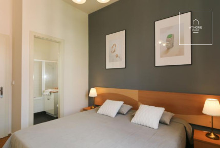 Plně zařízený byt 3+kk/balkon, Belgická, Vinohrady