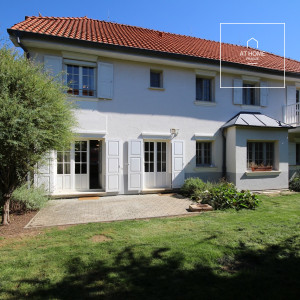 Nice and spacious family house, five bedrooms, Na Malé Šárce, Nebušice