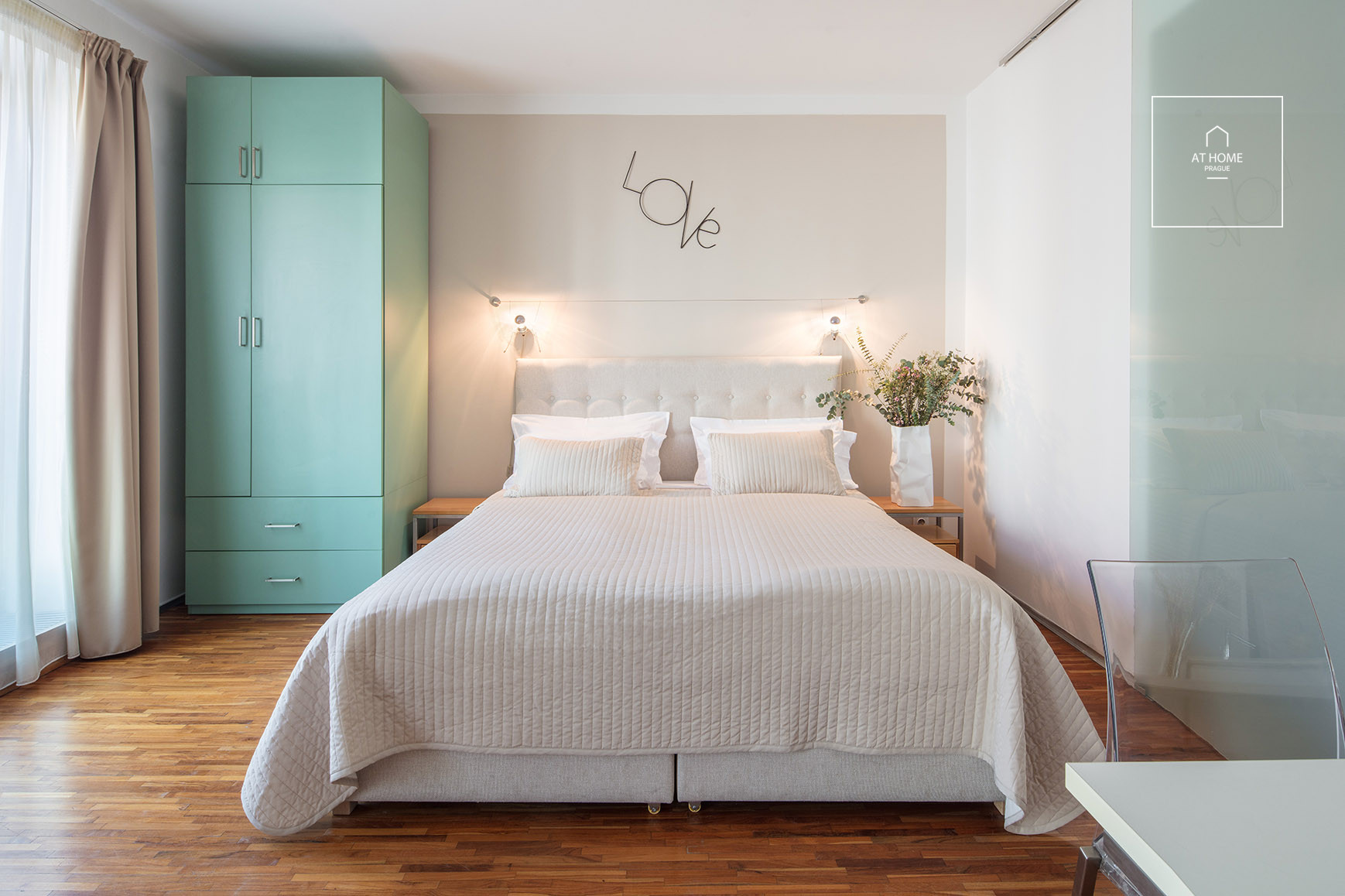 Plně zařízené studio, Holečkova, Košíře