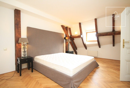 Charming atypical 3-bedroom apartment, Ibsenova, Vinohrady