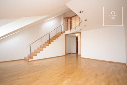 Duplex 3-bedroom apartment with terrace and balcony, Nitranská, Vinohrady