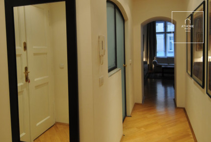 Wonderful 2-bedroom apartment, fully furnished, Odborů, Vinohrady
