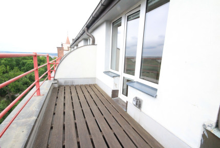 Fully furnished studio with terrace, Chopinova, Vinohrady