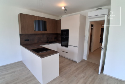 Newly built 2-bedroom apartment with terrace, Praha 3 - Žižkov