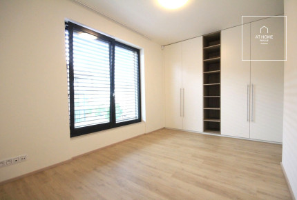 Newly built 2-bedroom apartment with terrace, Praha 3 - Žižkov