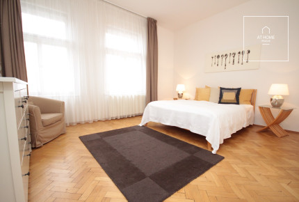 Fully furnished 2-bedroom apartment, Belgická, Vinohrady