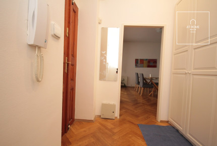 Fully furnished 2-bedroom apartment, Belgická, Vinohrady