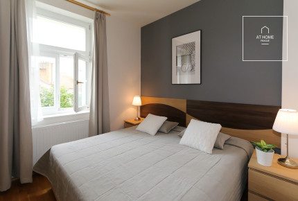 Fully furnished one bedroom loft, Na Kozačce, Vinohrady.