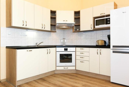 Nice, fully furnished 2bedroom apartment, Máchova, Vinohrady