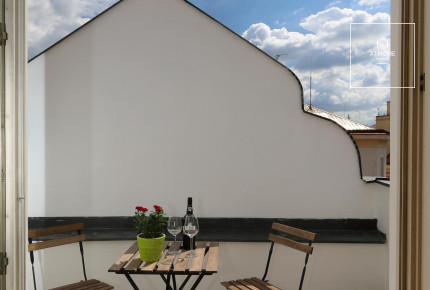 2 bedroom fully furnished duplex, Belgická, Vinohrady