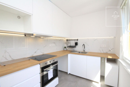 Nice unfurnished 2-bedroom apartment, after reconstruction, Strašnice