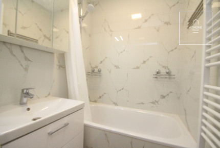Nice unfurnished 2-bedroom apartment, after reconstruction, Strašnice