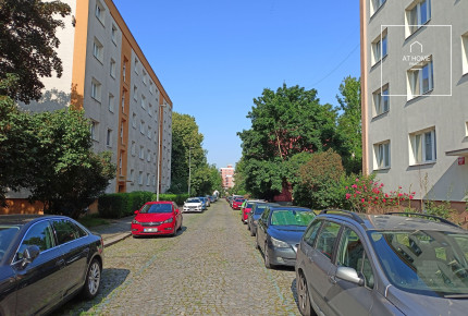 Nice unfurnished 2-bedroom apartment, after reconstruction, Strašnice