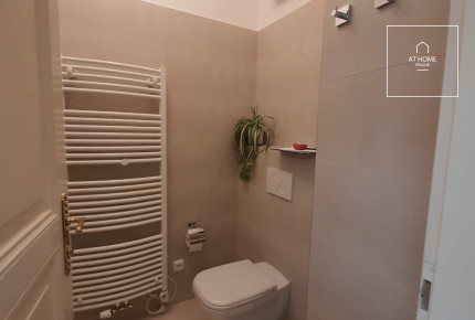 Furnished/unfurnished, renovated apartment, one bedroom, Štěpánská, Nové Město