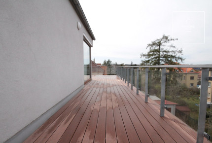 Charming 2-bedroom apartment with terrace in villa, Prague 6, Břevnov