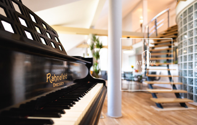 Luxurious, fully furnished 4bedroom apartment with a charming view. Nové Město