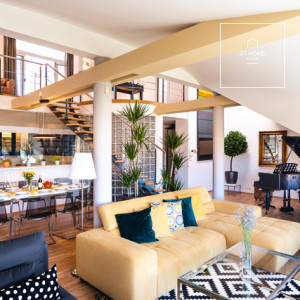 Luxusní, plně zařízený byt 5+kk s nádherným výhledem. Nové Město