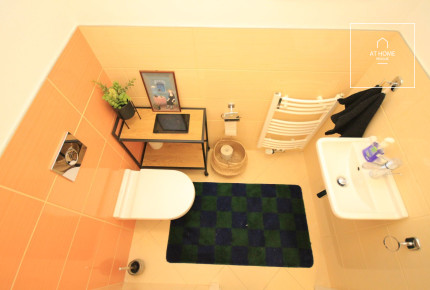 Charming 3-bedroom apartment with terrace in villa, Prague 6, Břevnov