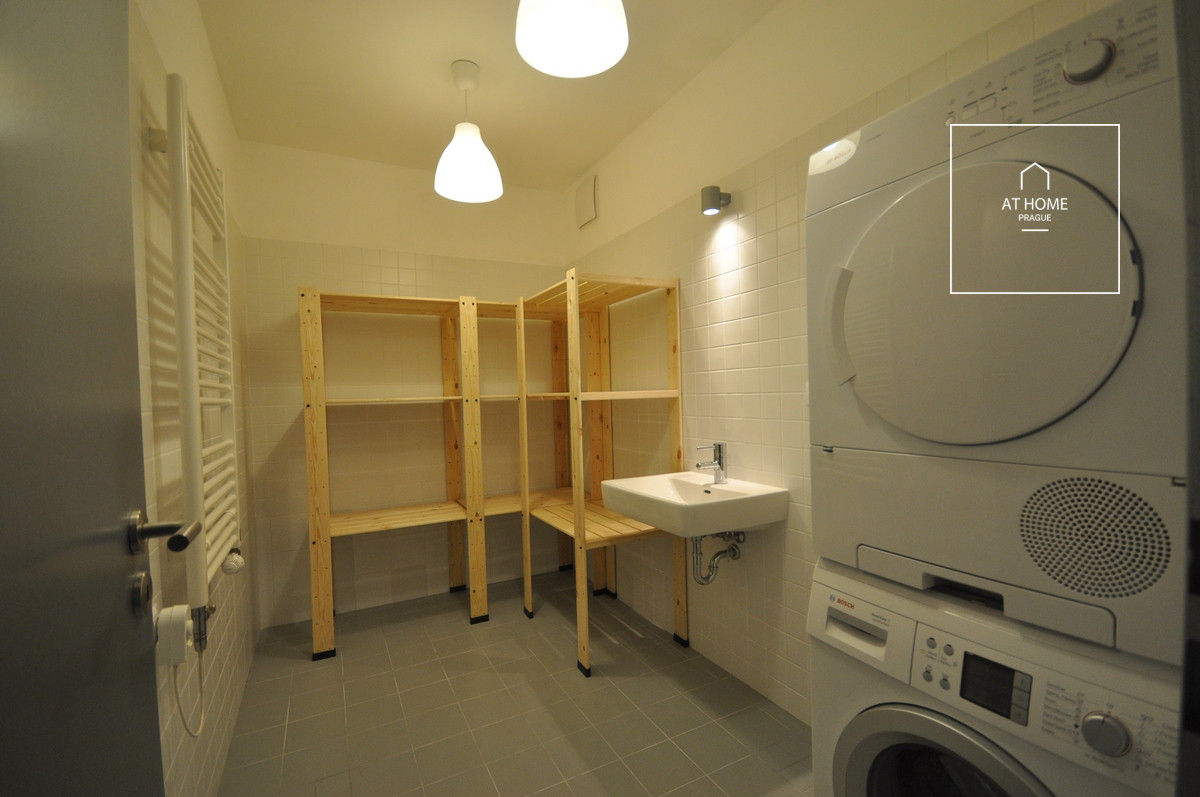 Stylový mezonetový apartman, U Průhonu, Holešovice