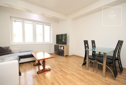 Fully furnished 1-bedroom apartment, Jeseniova, Žižkov