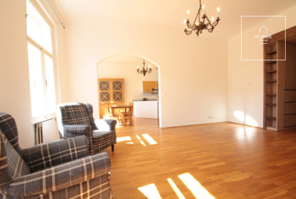 2-bedroom apartment in famous Vinohrady district, Záhřebská Street