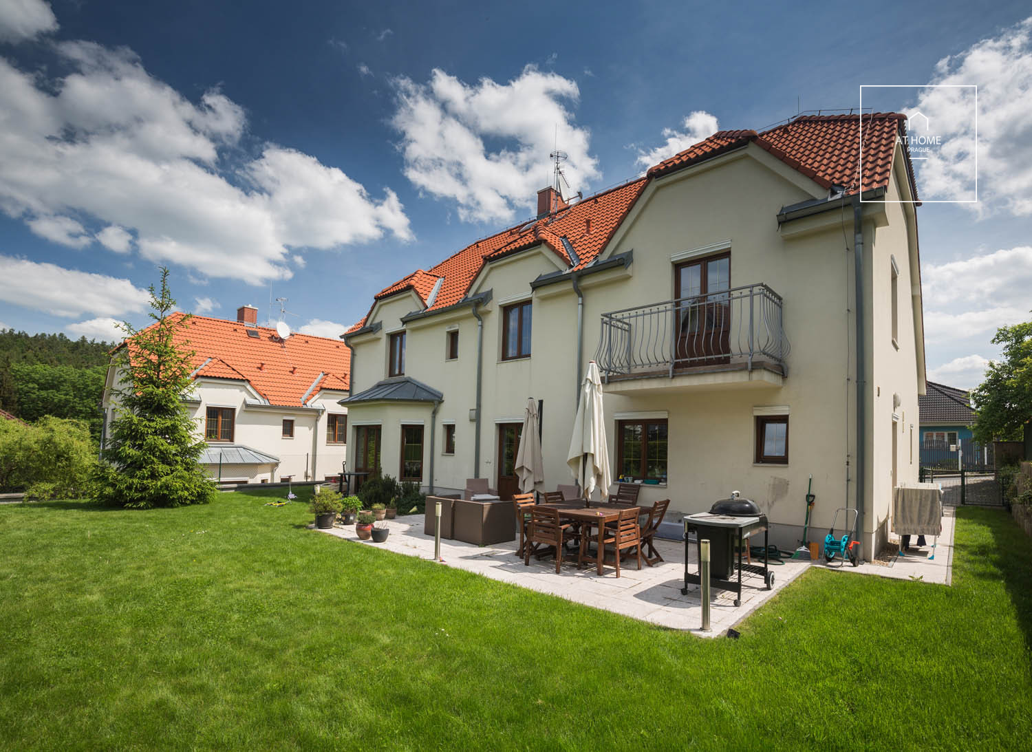 Unfurnished, spacious 4-bedroom house, K Šedivce, Nebušice