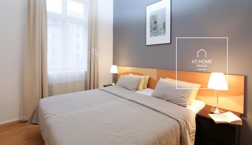 Nice, fully furnished 2-bedroom apartment with balcony, Belgická, Vinohrady