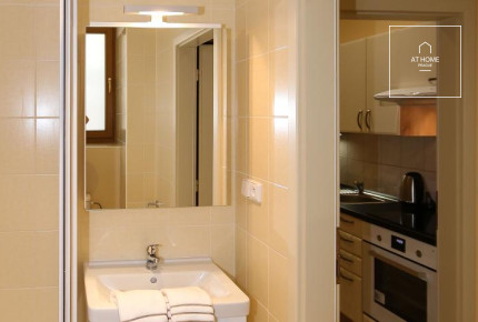 Fully furnished studio, Máchova