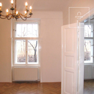 3-bedroom apartment, ground floor, Chopinova, Vinohrady