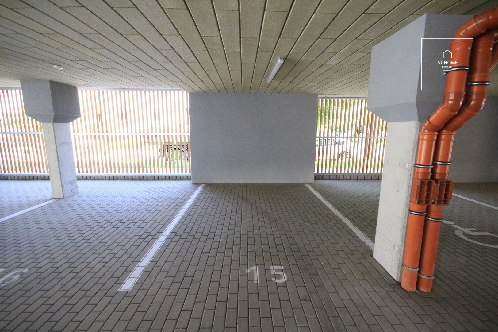 Hezká, prostorná garsonka s balkónem, novostavba, Plzeň