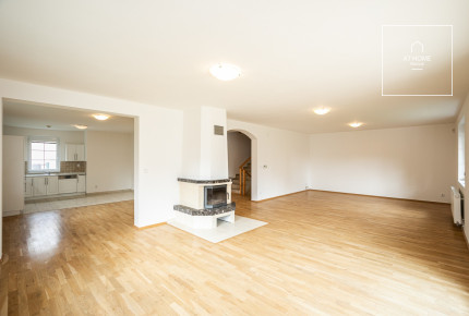 Spacious 5-bedroom family house, Pod Valem II., Průhonice