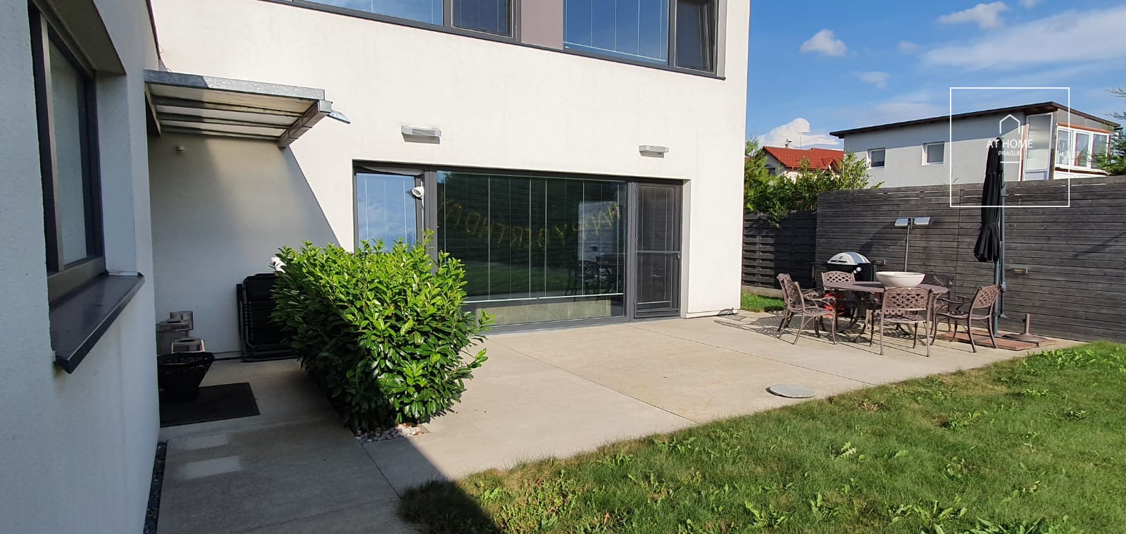 Newly built luxury house, Horoměřice