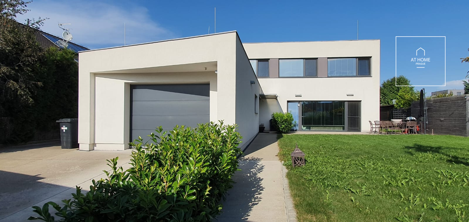 Newly built luxury house, Horoměřice