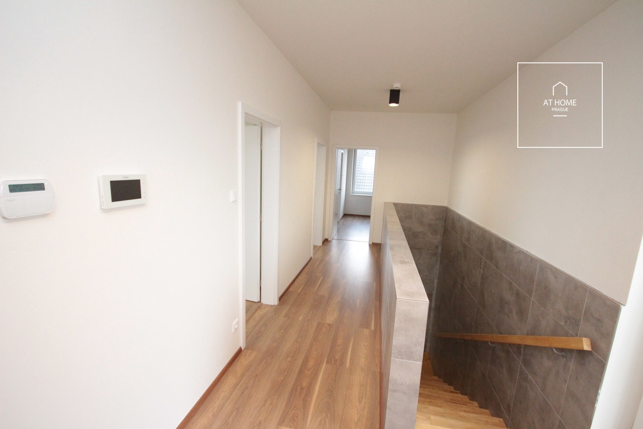 Newly built luxury house, Horoměřice