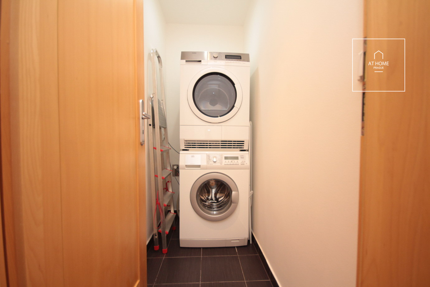 Senovážné náměstí, Nové Město