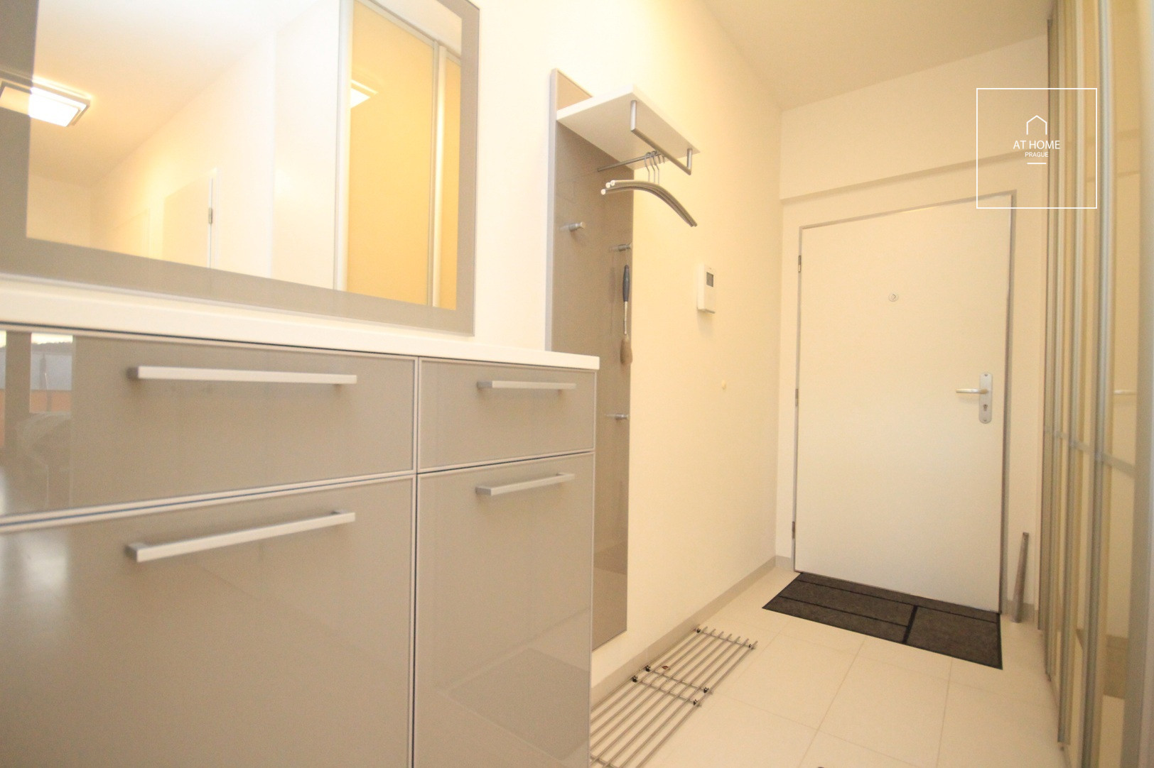 2-bedroom apartment with terrace, Green Motol