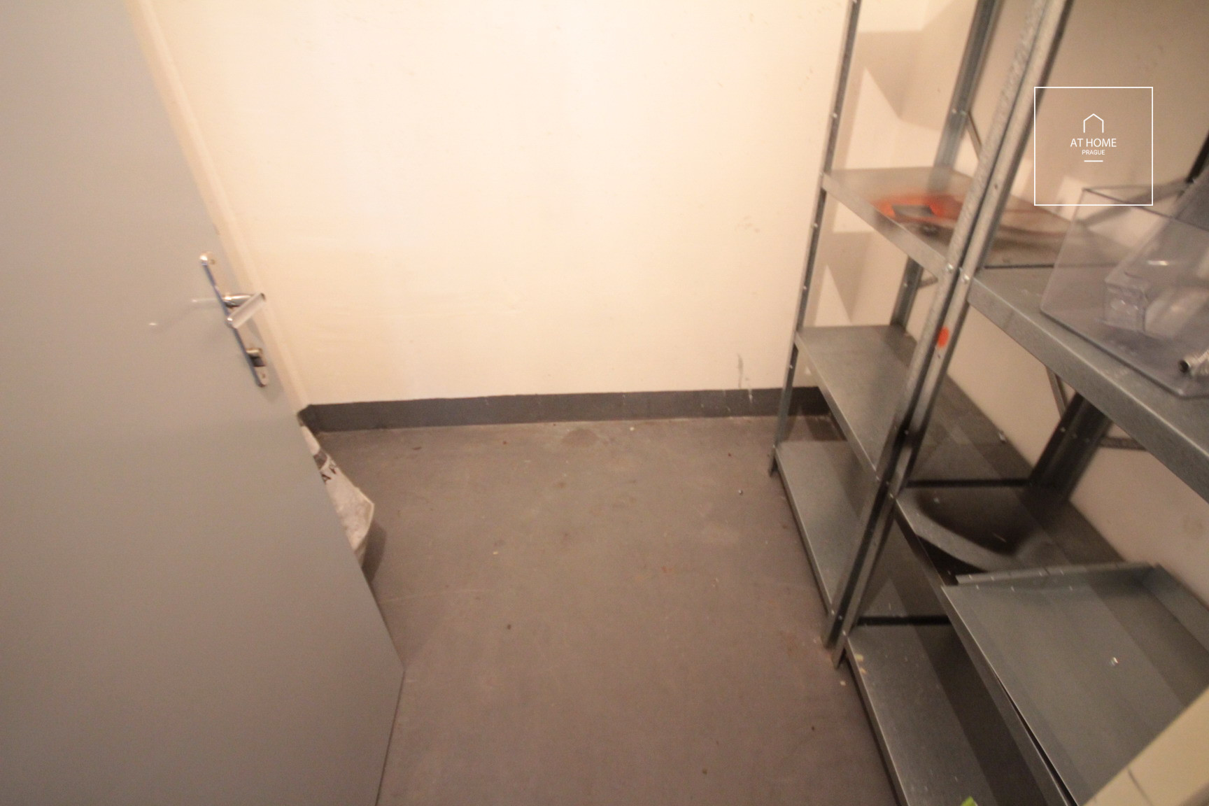 Fully furnished 1bedroom apartment, project Metropole Zličín, Praha 5