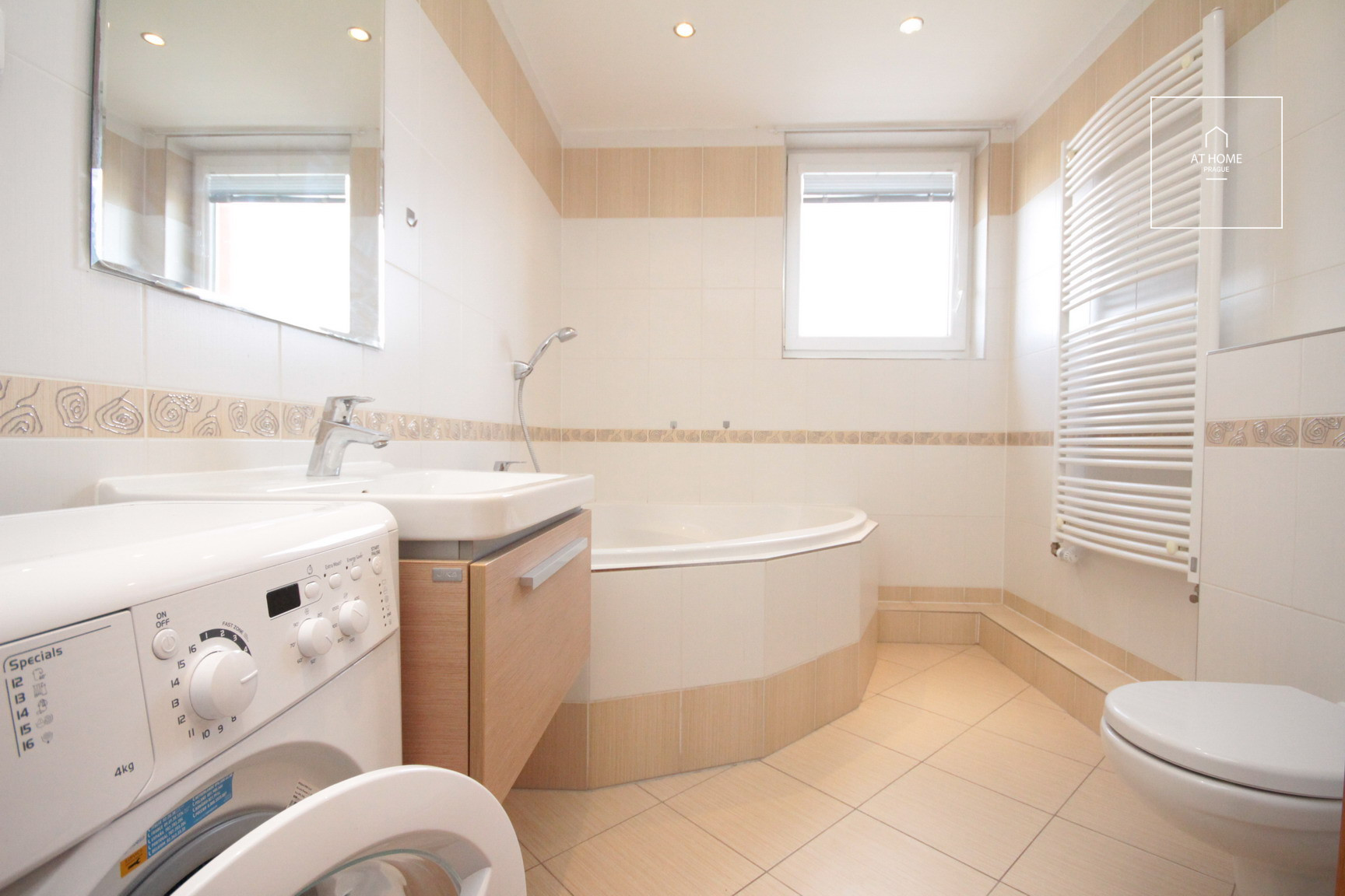 Fully furnished 1bedroom apartment, project Metropole Zličín, Praha 5